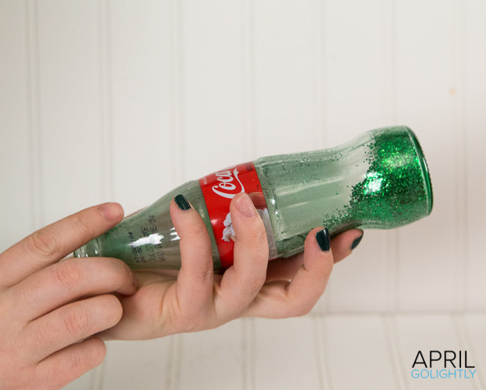 Christmas Glitter Coke Bottle tutorial DIY -9910