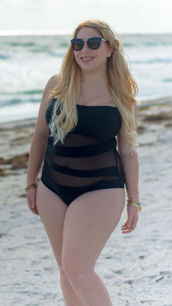 Bathing-Suits-for-Curvy-Women