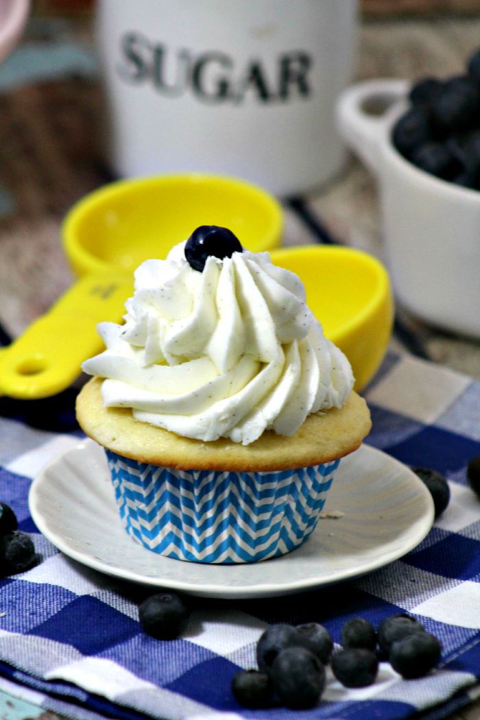 Blueberry pie filled cupcake recipe 