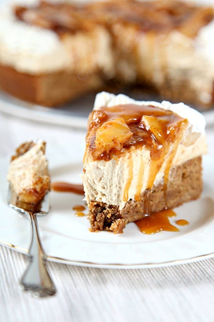25 Apple Recipe - Caramel Apple Cheesecake Dessert Recipe for Thanksgiving 