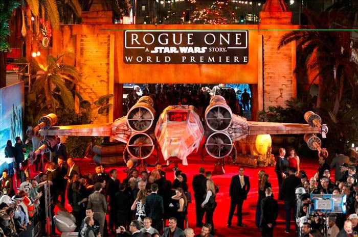 rogue-one-premiere-18-of-27