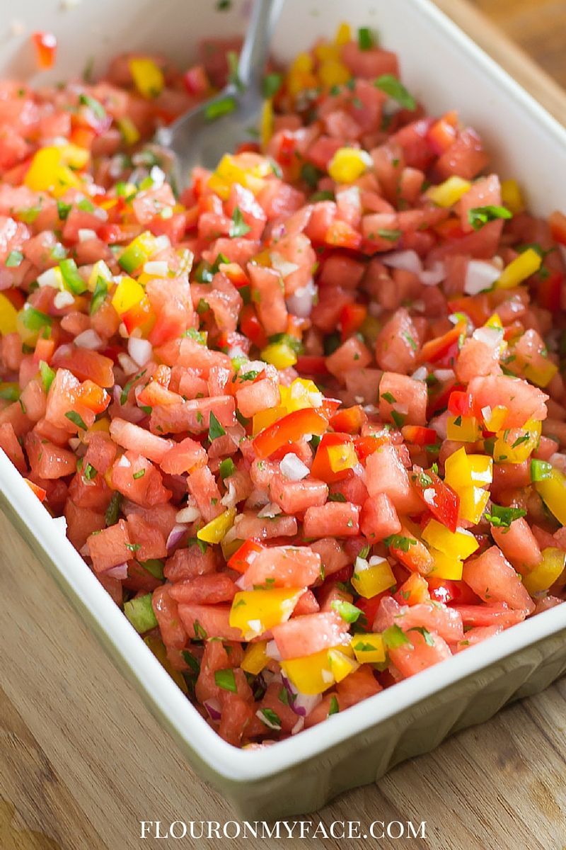Watermelon salsa recipe for summer BBQ appetizer 