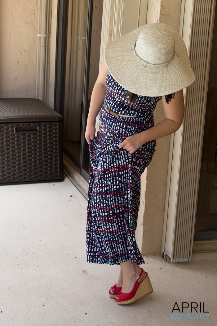How to Wear a Maxi Dress if you are short