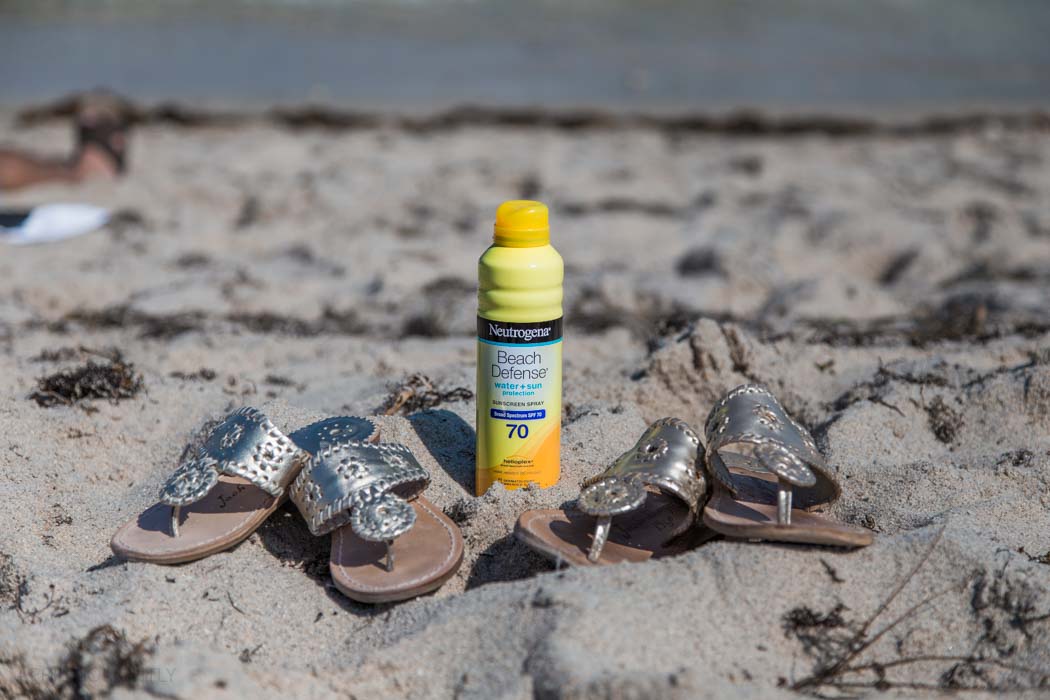 Neutrogena® Beach Defense® Sunscreen SPF 70 Spray