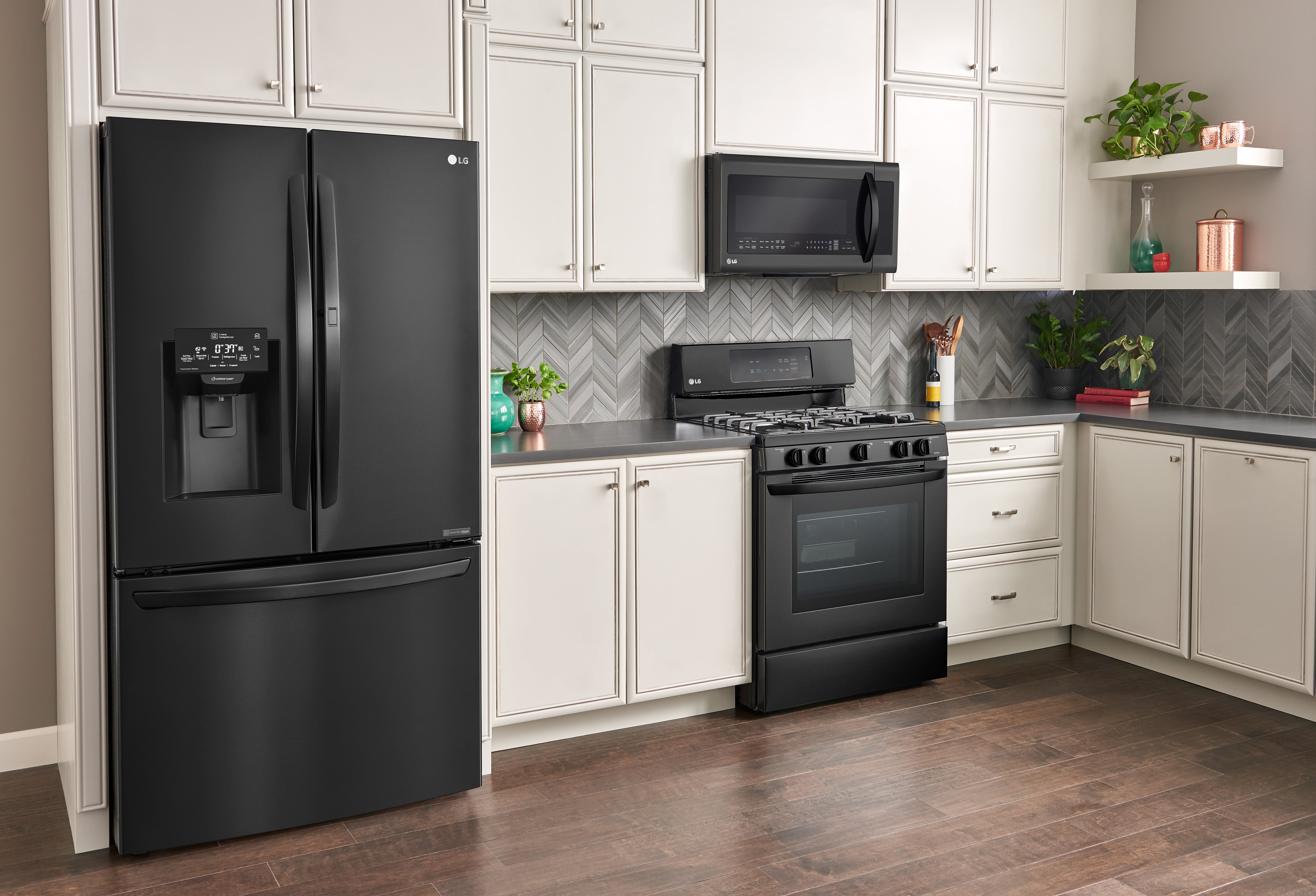 black versus stainless steel appliances