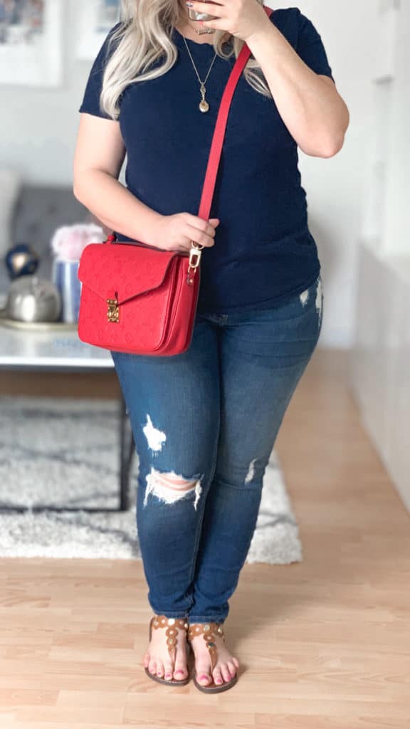 Colors that Go with Red Clothes with navy top and jeans 