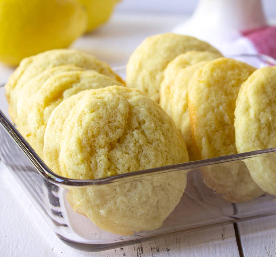 40+ Easy LEMON Dessert Recipes - April Golightly